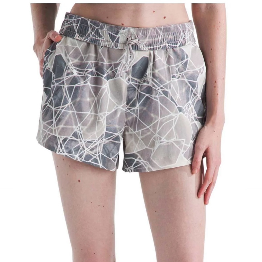The North Face Women's Class V Pathfinder Pull-On 3'' Shorts Size Small